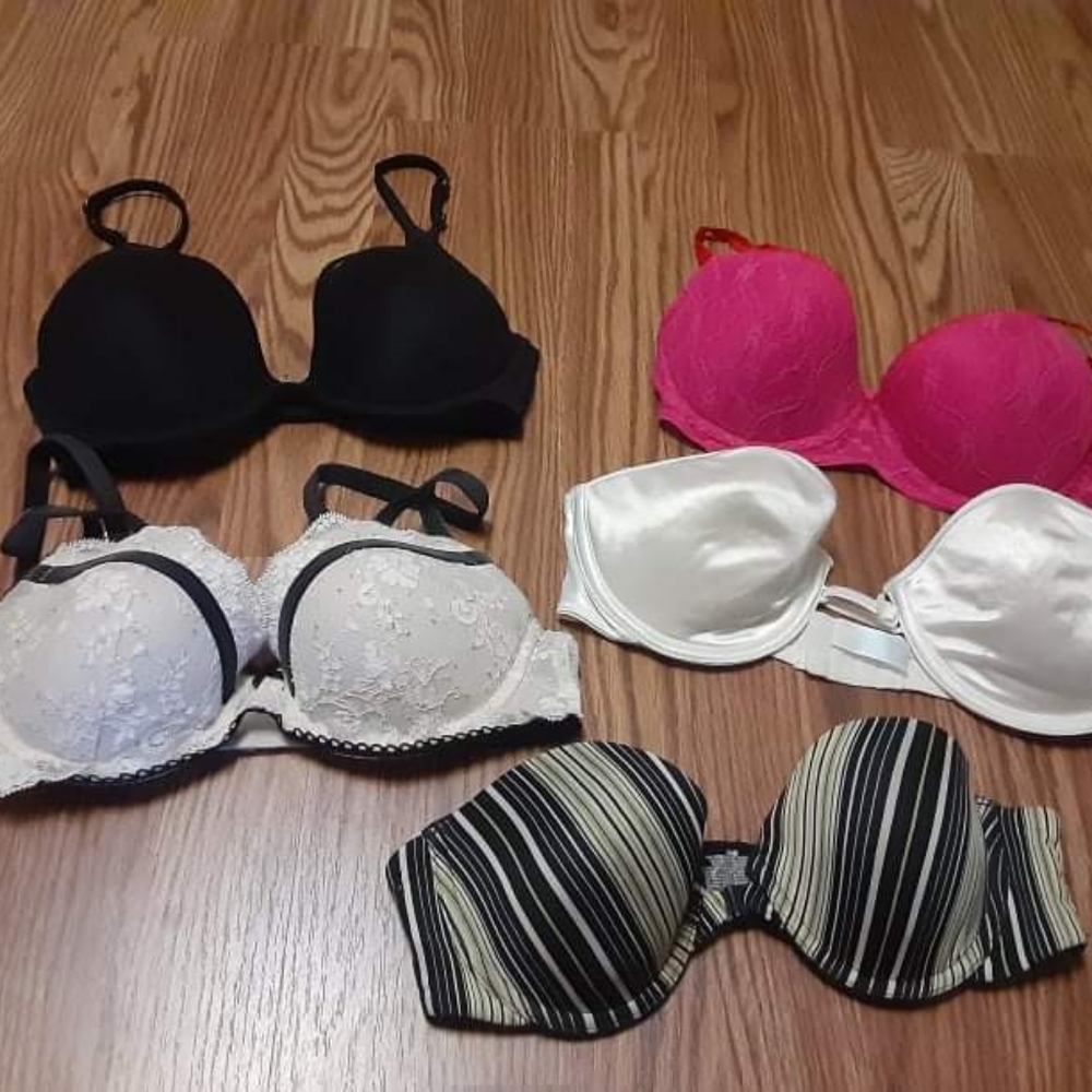 🇺🇲$8or5/$20🇺🇲lot of five bras